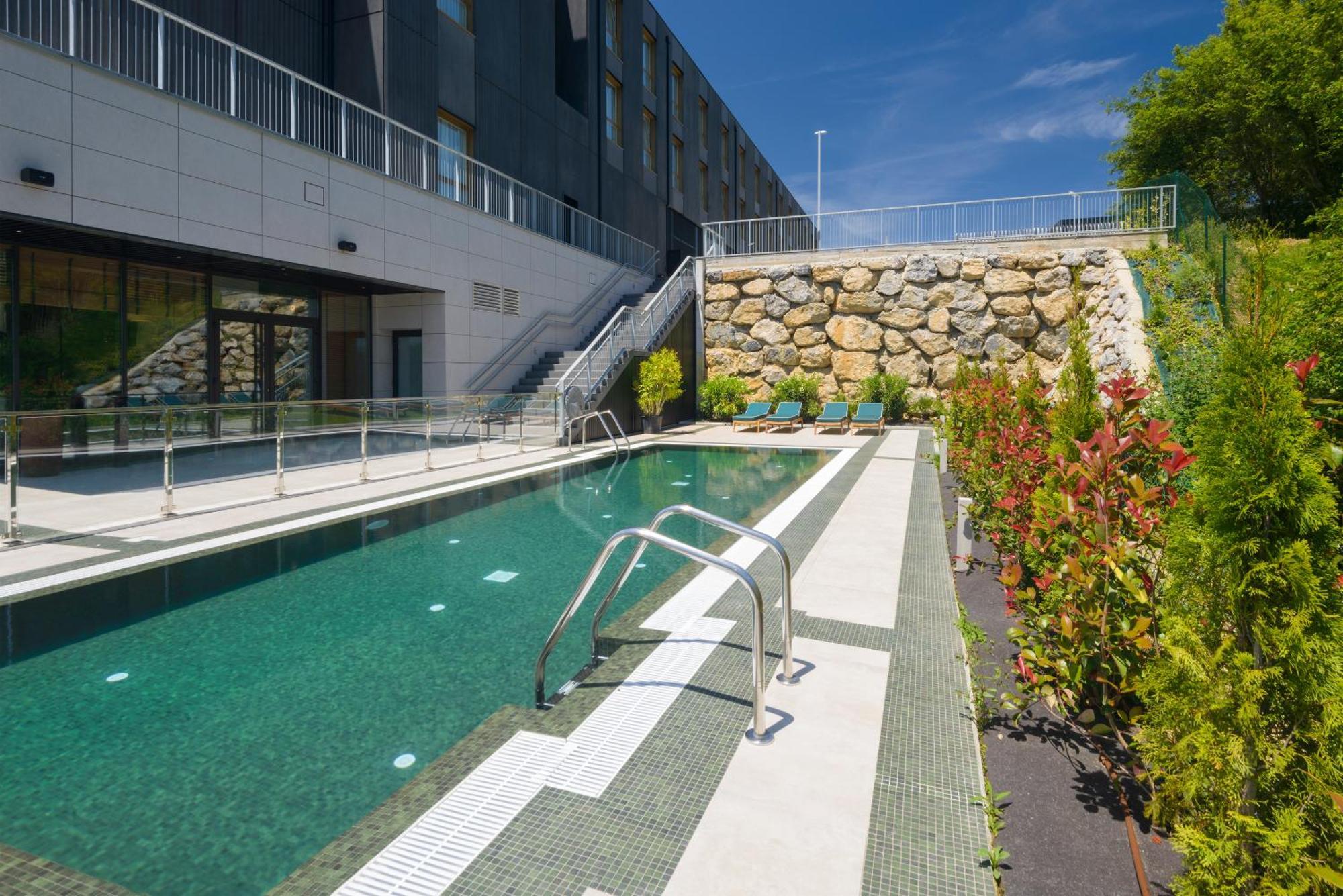Hotel Tres Reyes San Sebastian Bagian luar foto