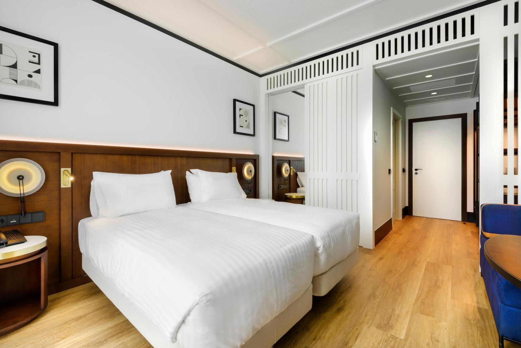 Hotel Tres Reyes San Sebastian Bagian luar foto